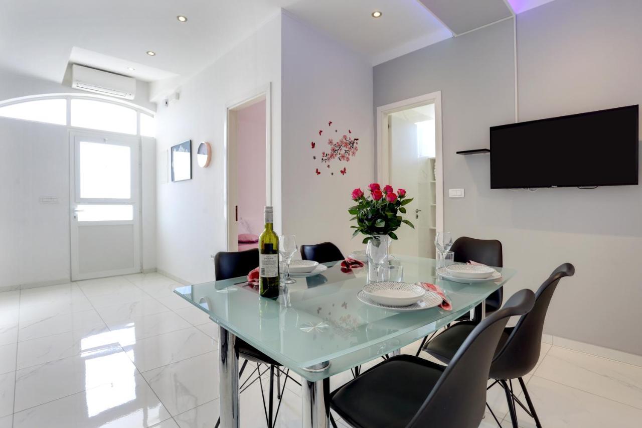 Adorable Apartment Ena Kaštela 外观 照片