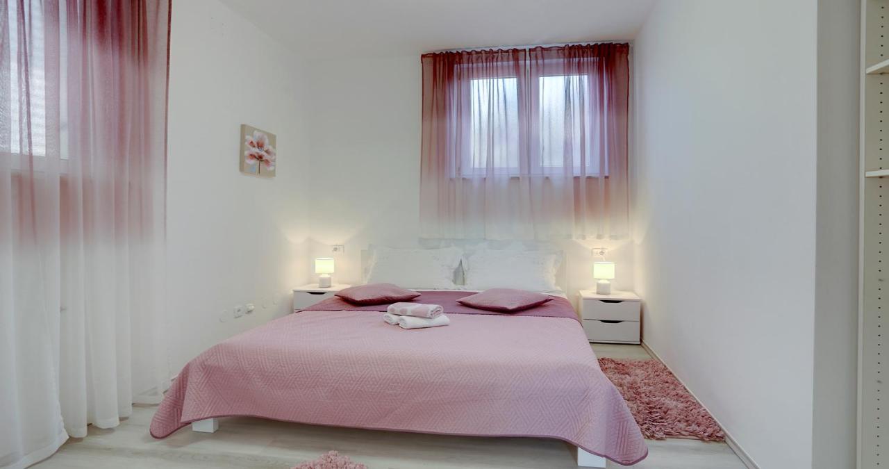 Adorable Apartment Ena Kaštela 外观 照片