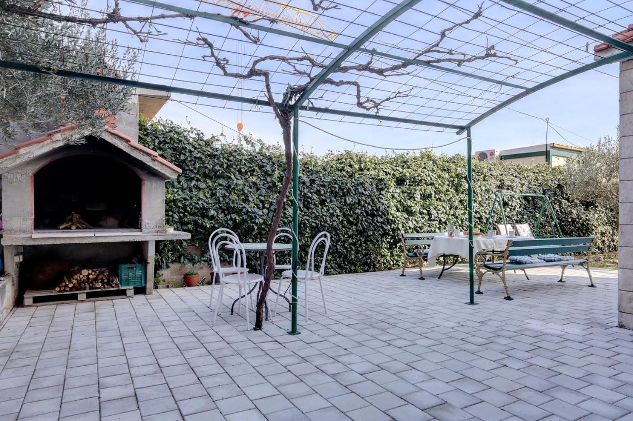 Adorable Apartment Ena Kaštela 外观 照片